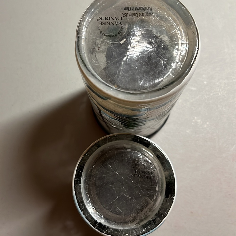 Yankee Candle retired crackle forest winter scene tea light holders - Picture 5 of 6